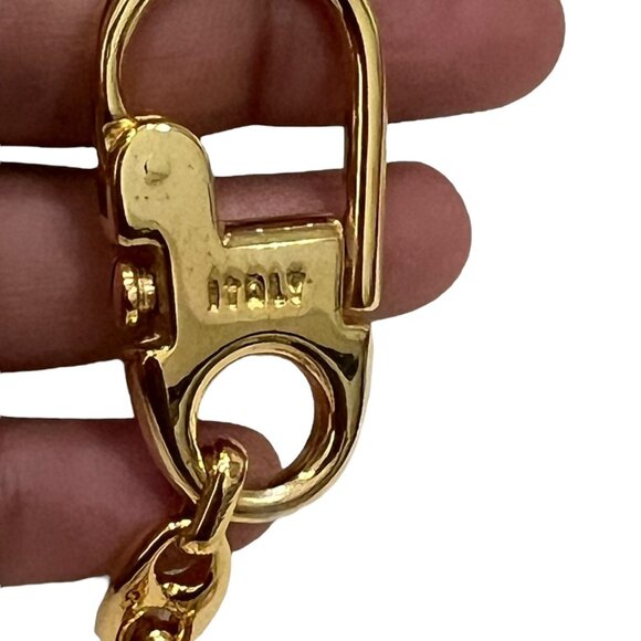 GUCCI: GG Logo Gold Tone Key Chain #3541554 - Picture 6 of 7